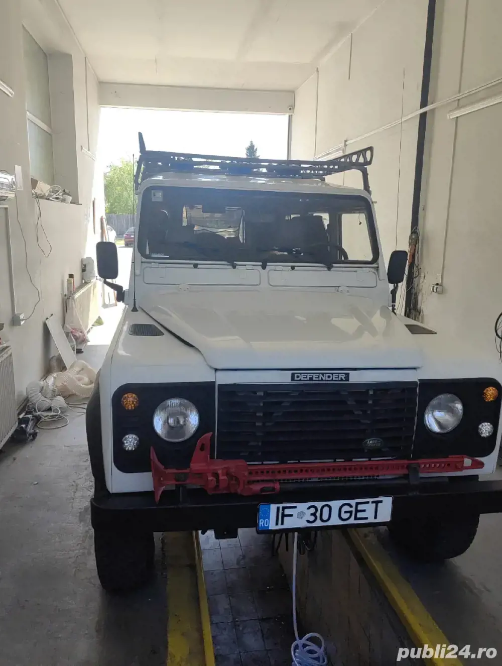Land Rover Defender 110 TD5   2006   Restaurat mecanic, model Station Wagon 4x4   