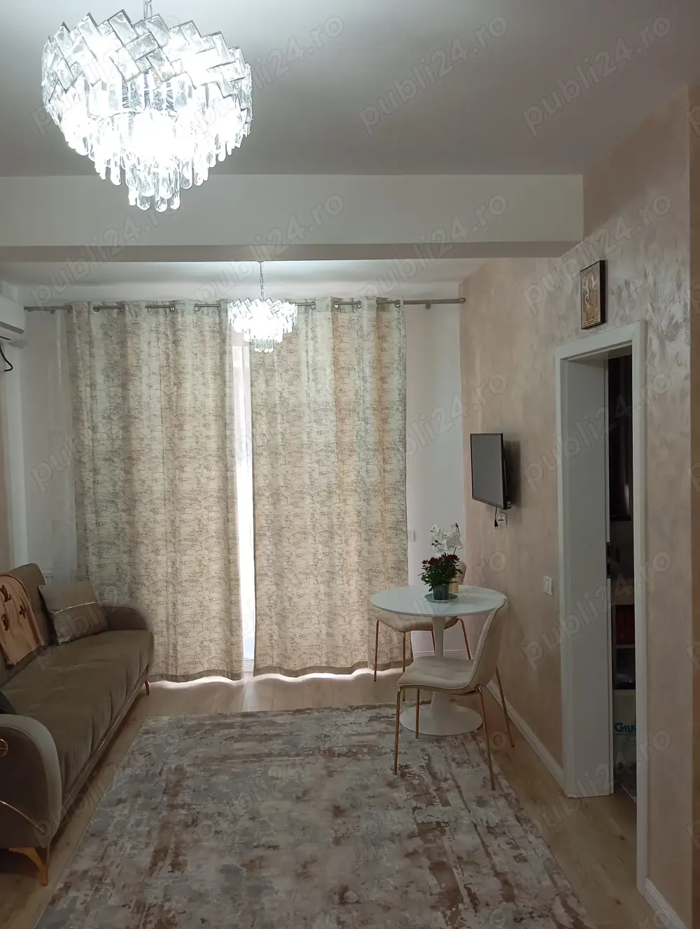 Persoana fizica închiriez studio de lux ,Lumina Residence!!