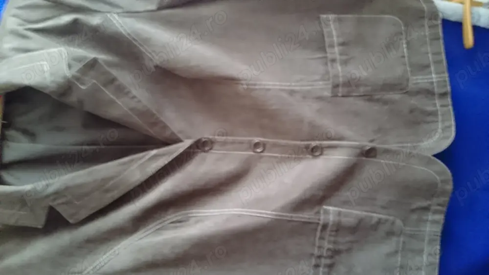 Vând geaca pentru femei