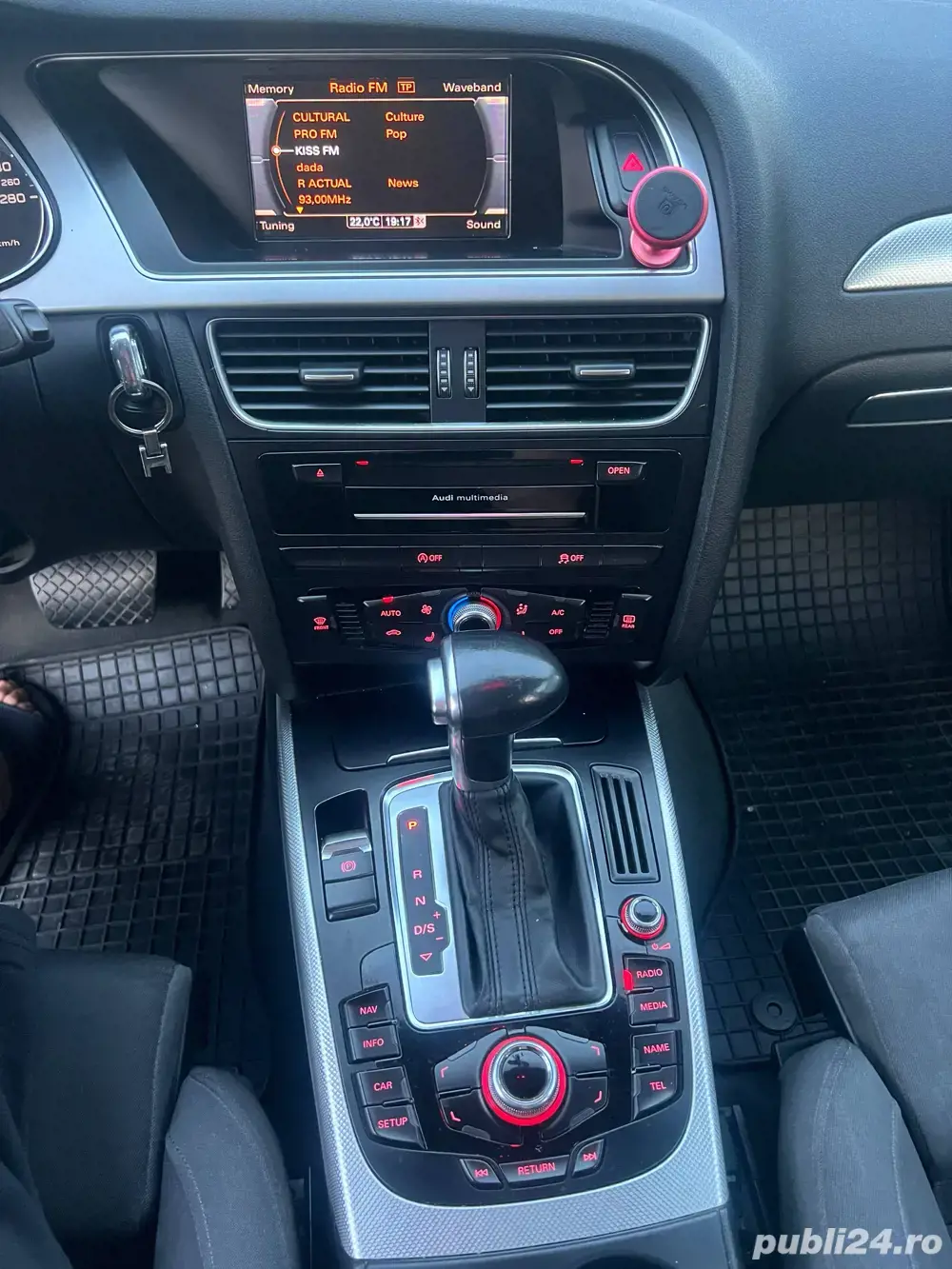 Audi A4 de vânzare opt ani vechime