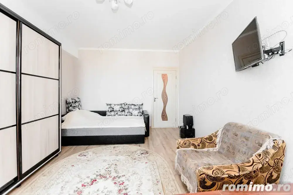 1 camera zona modern 