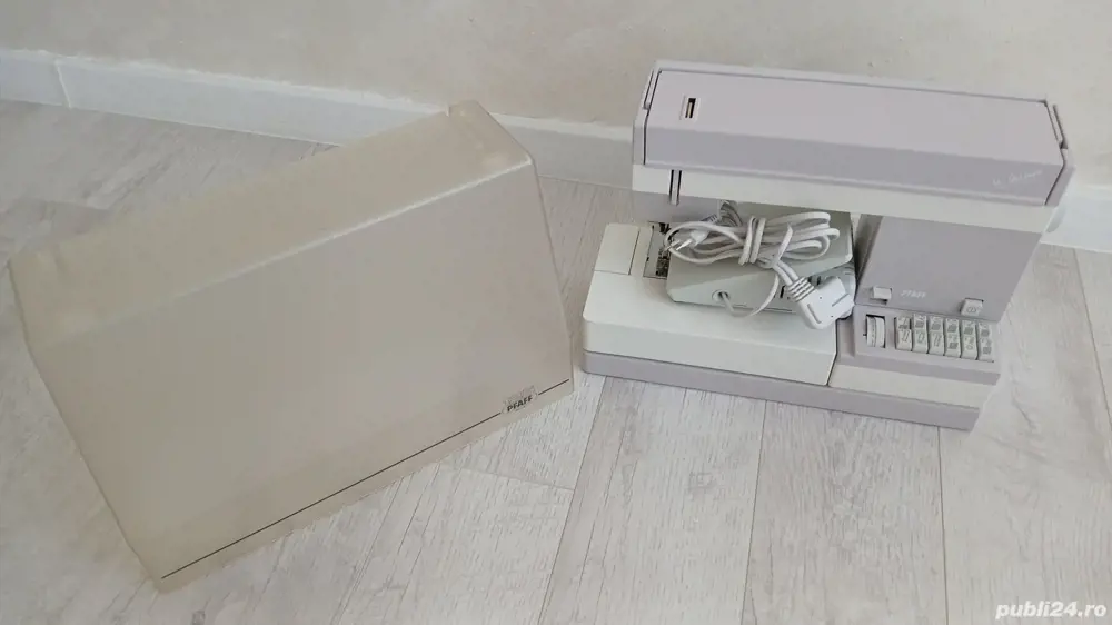 Masina de cusut  PFAFF 