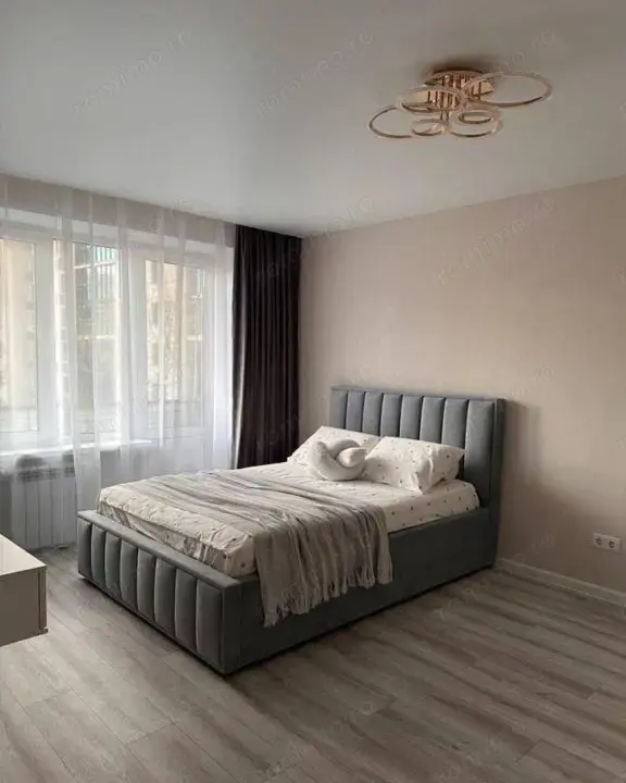 Apartament cu o camera de inchiriat in Tractorul