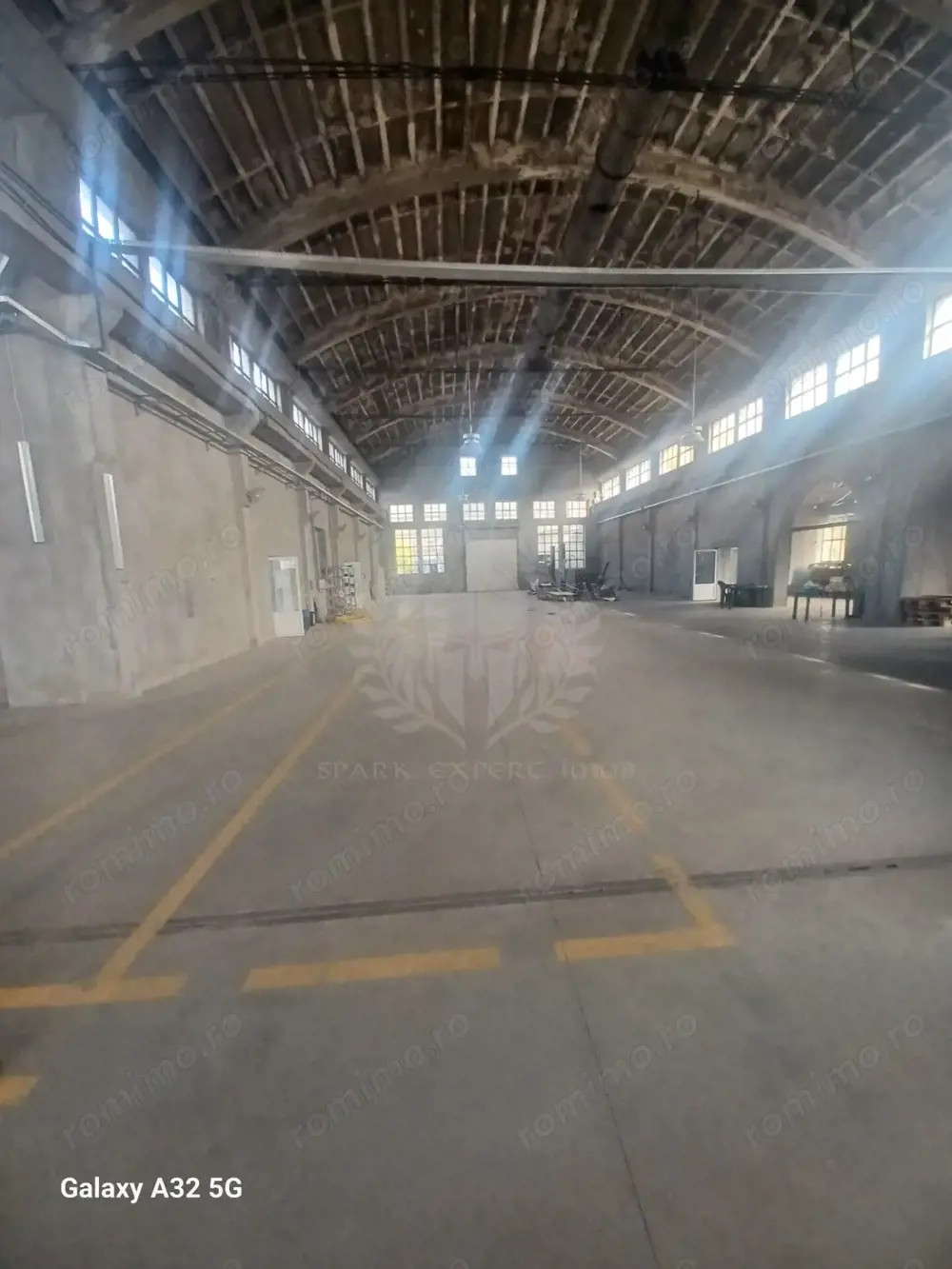 HALA  PRODUCTIE 3500MP//ZONA BEREASCA HALA  PRODUCTIE 3500MP//ZONA BEREASCA