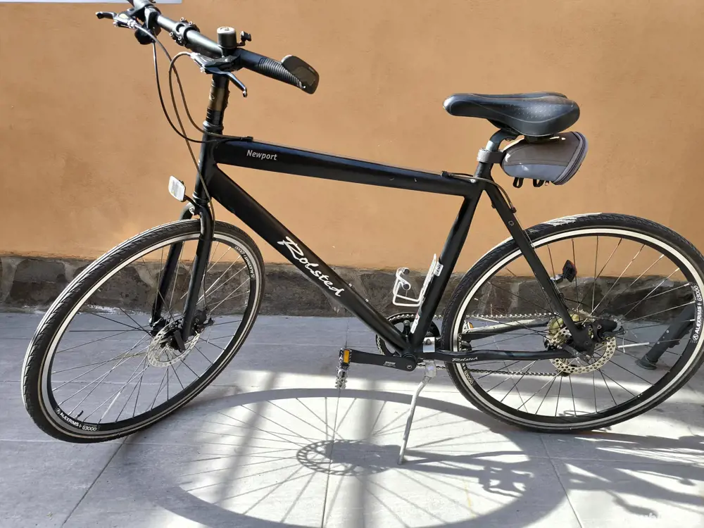 Bicicleta treking Rolsted Newport 28" pinioane, lant NOI!!