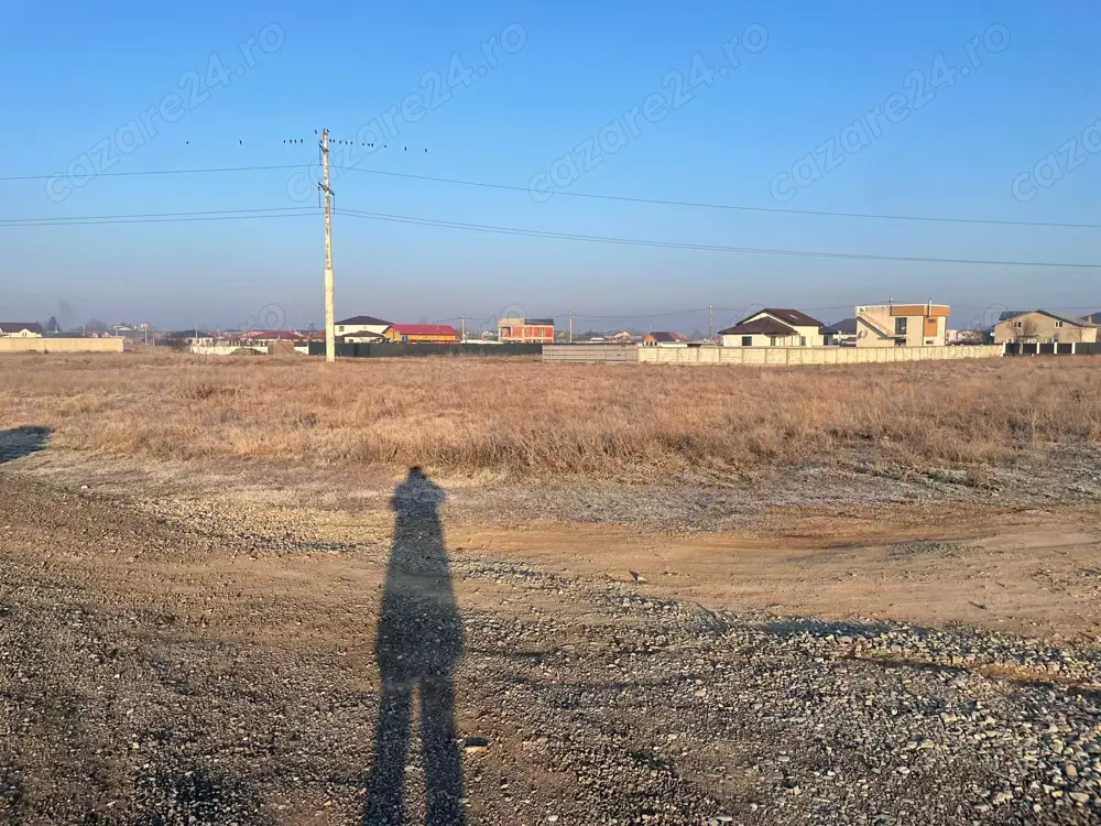   Posibilitate Rate  Teren vanzare+proiect casa P+1E usor negociabil