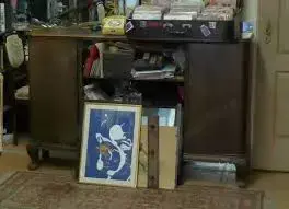 Bufet Comoda Lemn masiv cu 2 usi si 2 etajere picioare lemn sculptat 