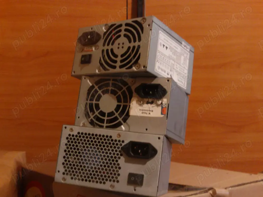 carcasa sursa PSU calculator PC AT ATX cu mufe de alimentare si ventilator