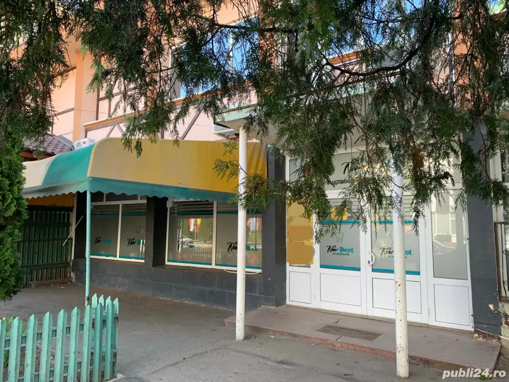 Spațiu comercial de închiriat   104,71 mp, situat central, Târgu Bujor