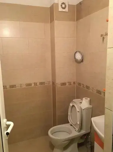 Se inchiriaza apartament cu 2 camere in zona Noua