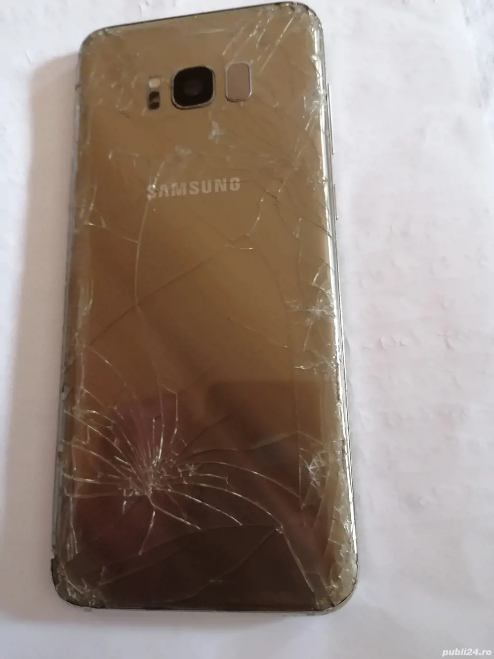 Samsung galaxy S8 plus și motorola  motoE _7 Power dual sim