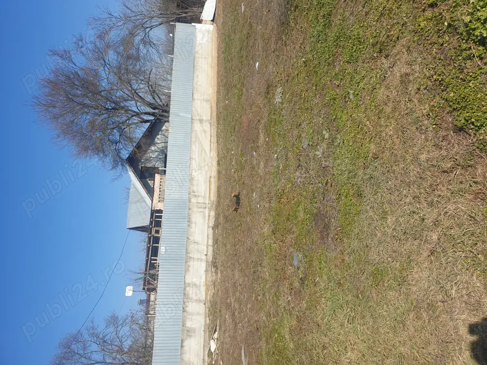 Vând teren intravilan 3x700 mp