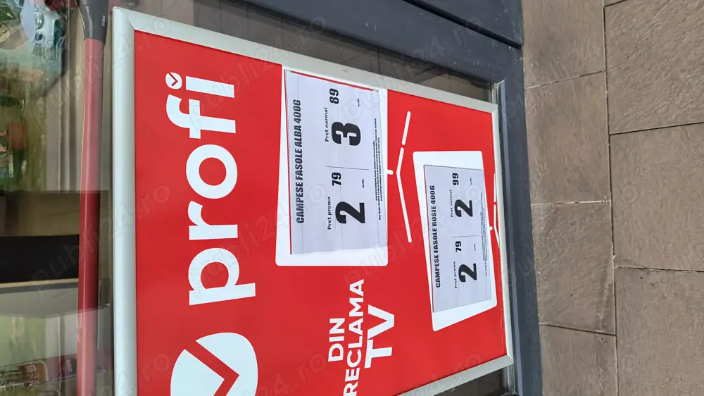 Angajam casieri și lucrători în comerț 