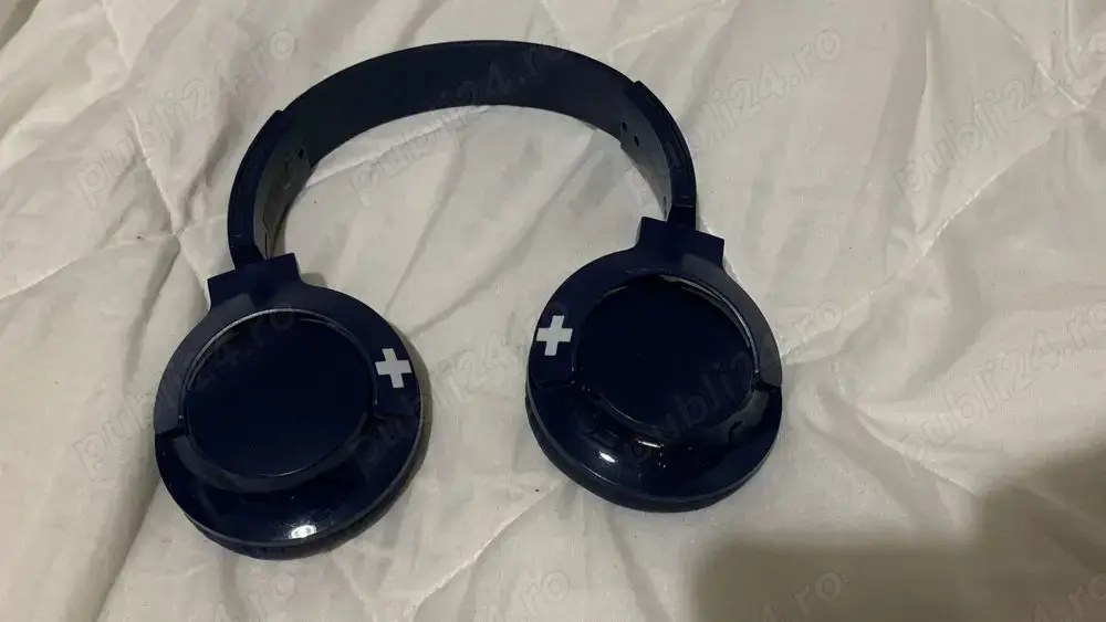 Casti wierless Philips Bass + 