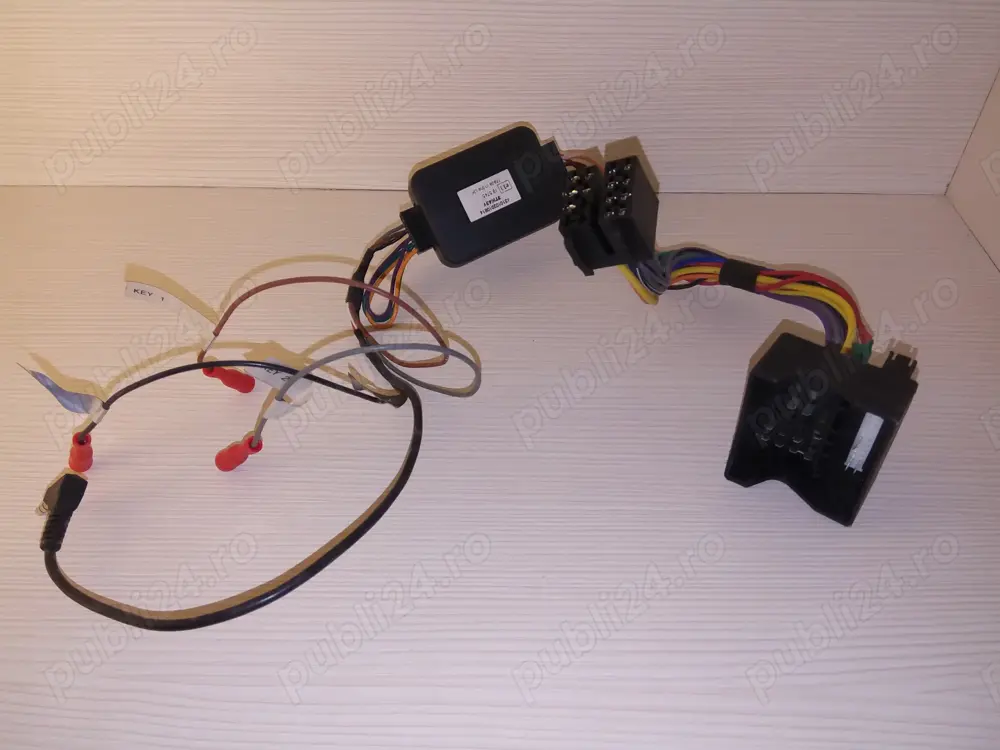 Cablu adaptor ISO pt. Ford Focus 2004-2009 si playere Pioneer, comenzi pe volan