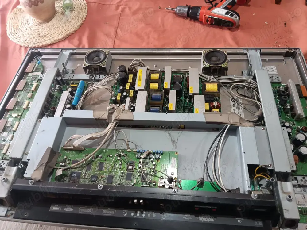 Dezmembrez tv Hyundai hptd-4202s