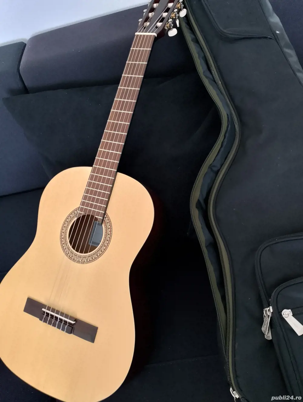 Chitara clasica Yamaha