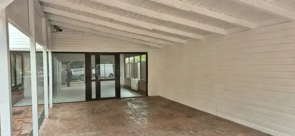 Proprietar inchiriez spatiu comercial