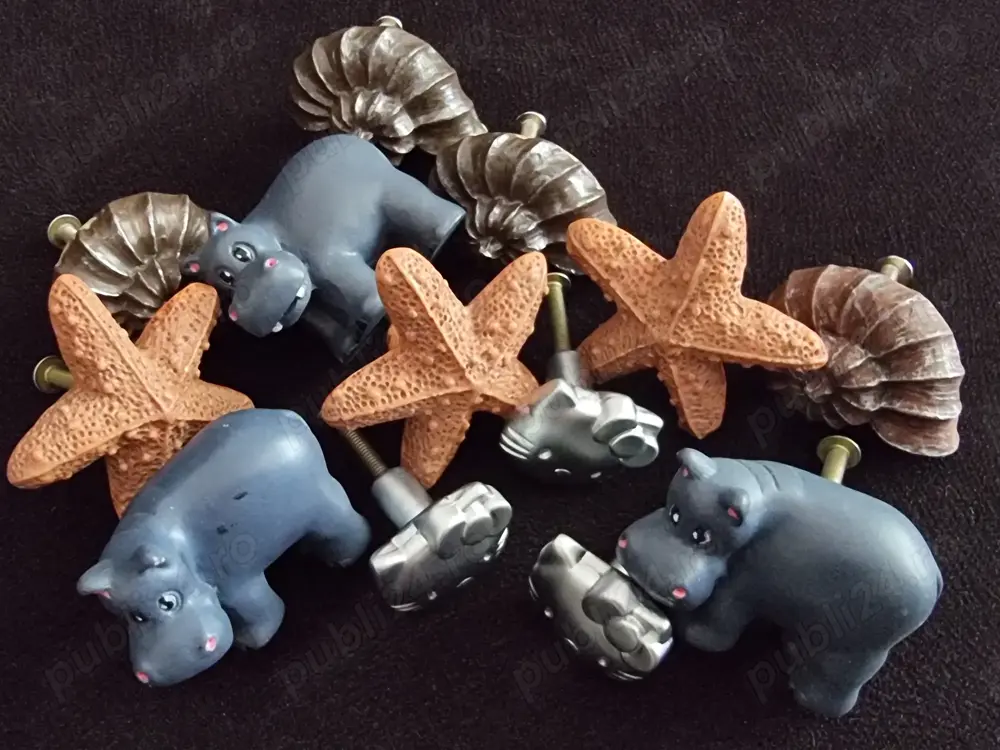 Manere Butoni mobila camera copii, figurine, noi