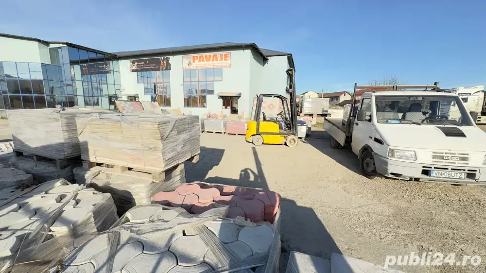 Angajam muncitor fabrica pavele