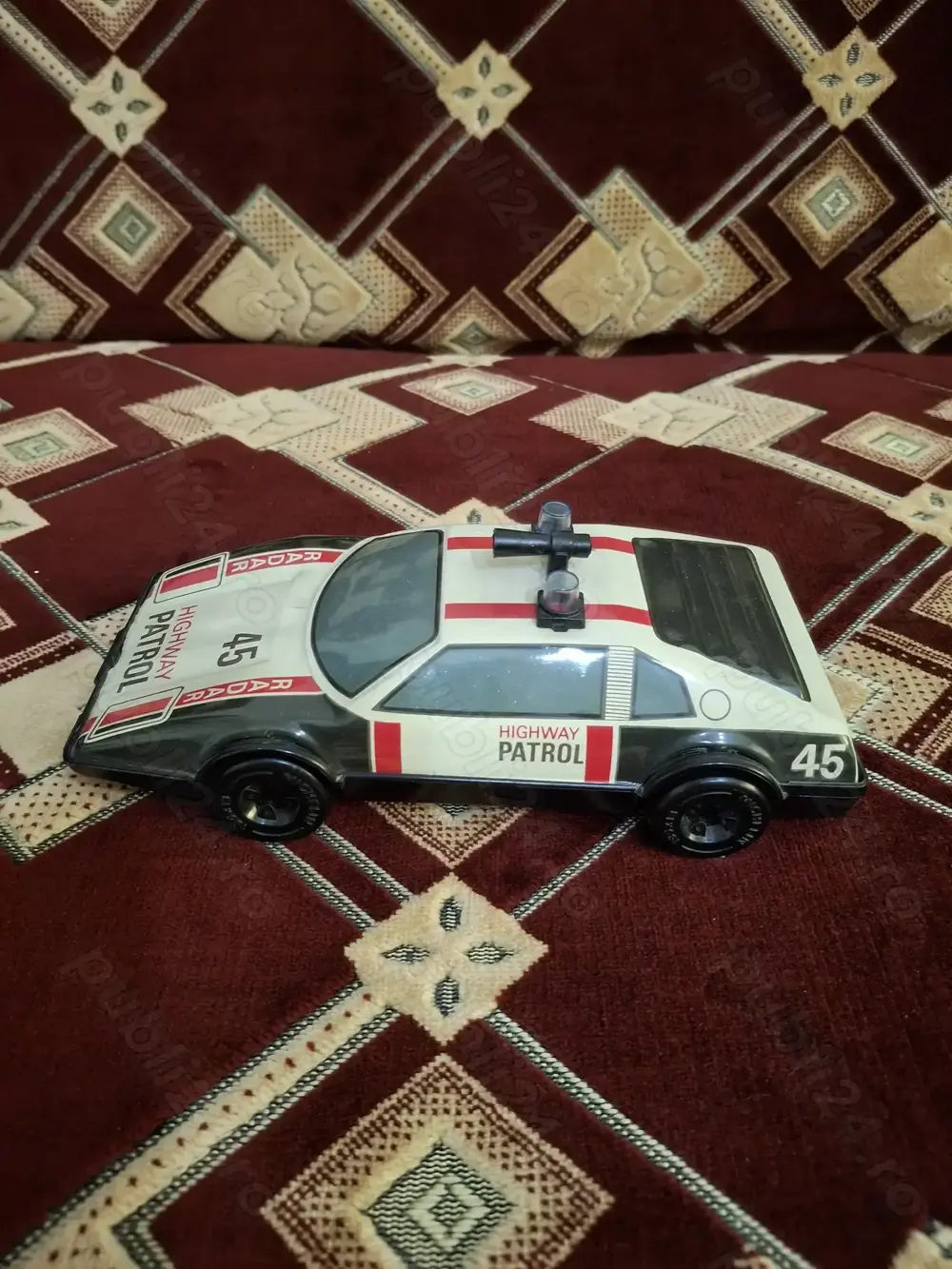 Masinuta din tabla Germania Democrata