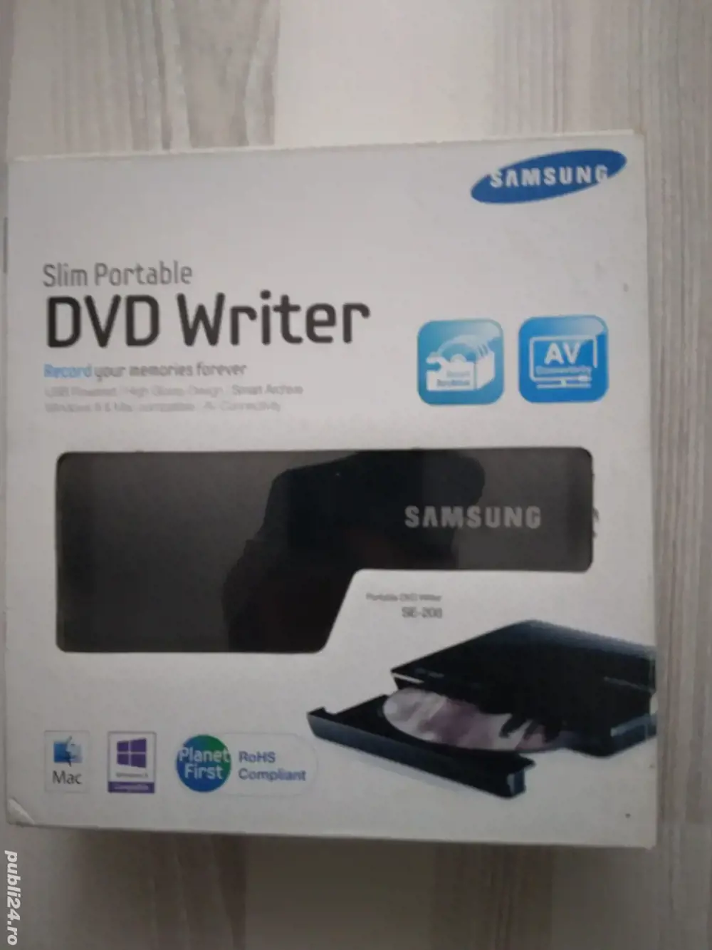 CD-DVD Writer extern,marca Samsung,nou