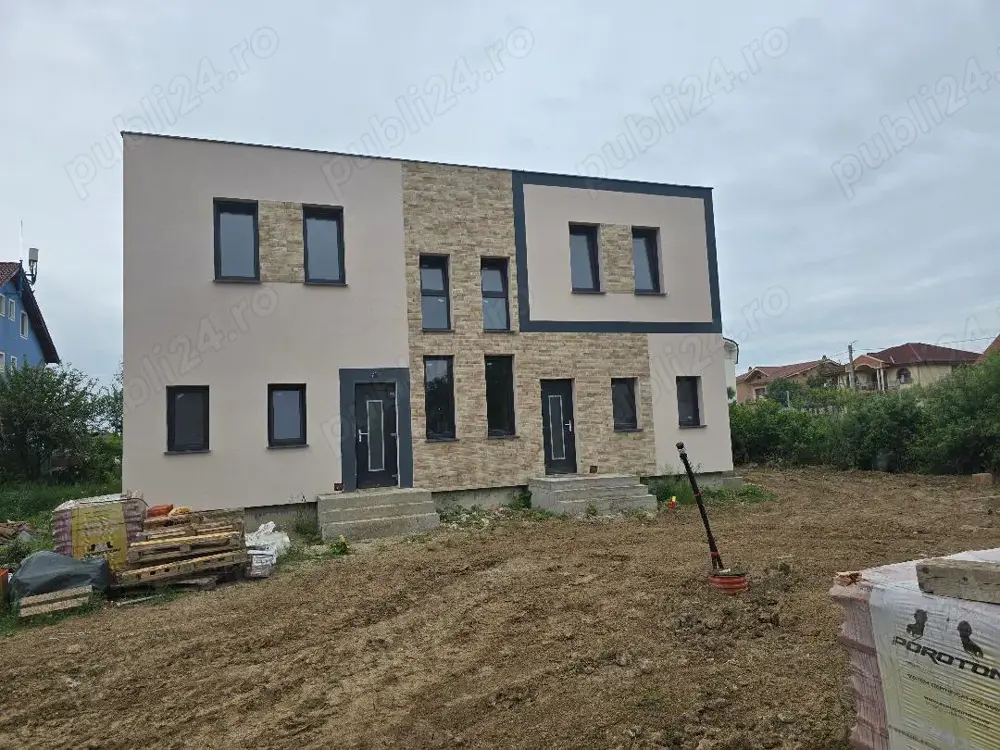 Vand duplex  in Sinmartin , SC110, P+E, ter 270 , gaz , constr 2024, izolatie de 10.