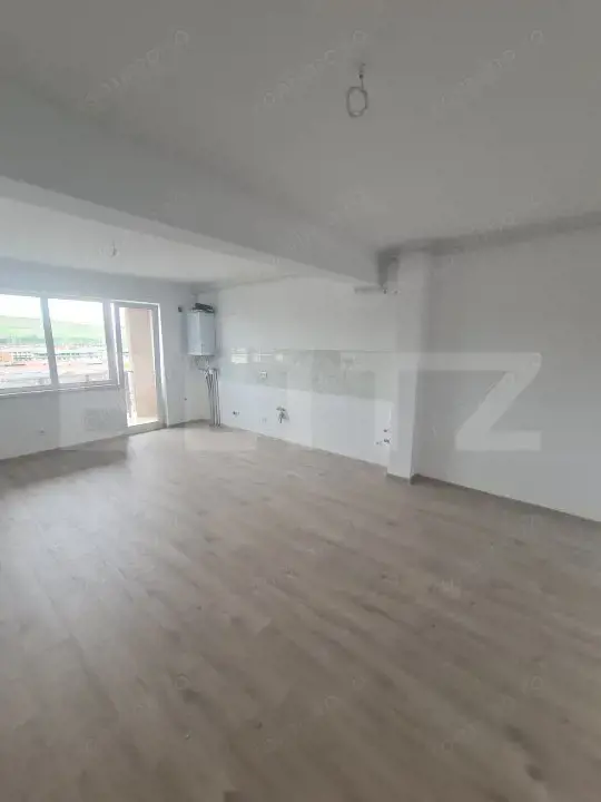 Comision Zero Apartament finisat, finisaje noi, semidecomandat, 2 camere