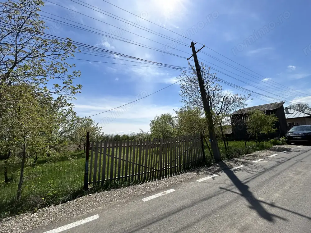 Vand Teren Intravilan Raucesti 7100mp