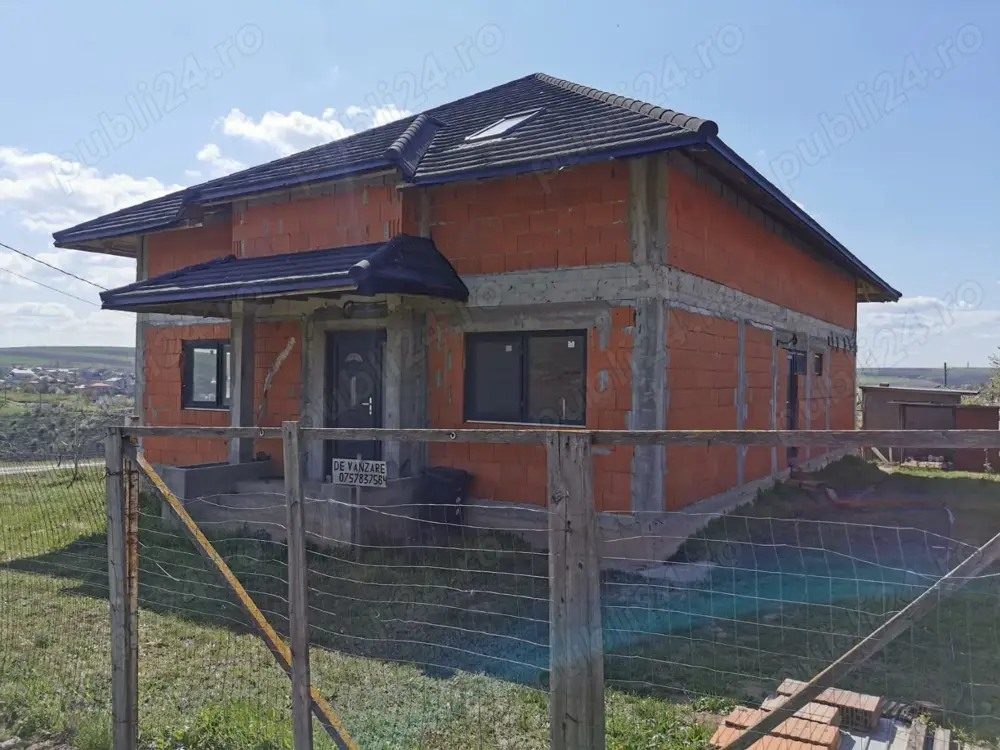 Casă la Roșu în Malcoci   Casa Visurilor Tale la Porțile Deltei Dunării