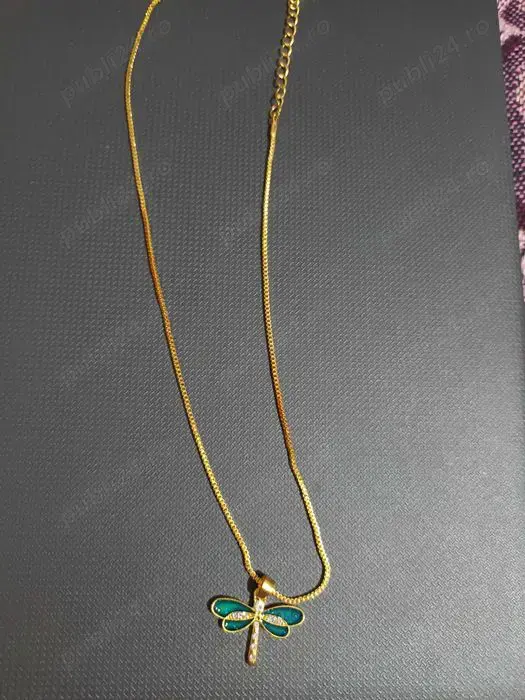 Colier cu medalion libelula
