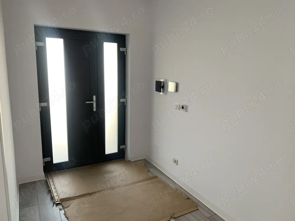 Casă nouă de închiriat Casă nouă de închiriat