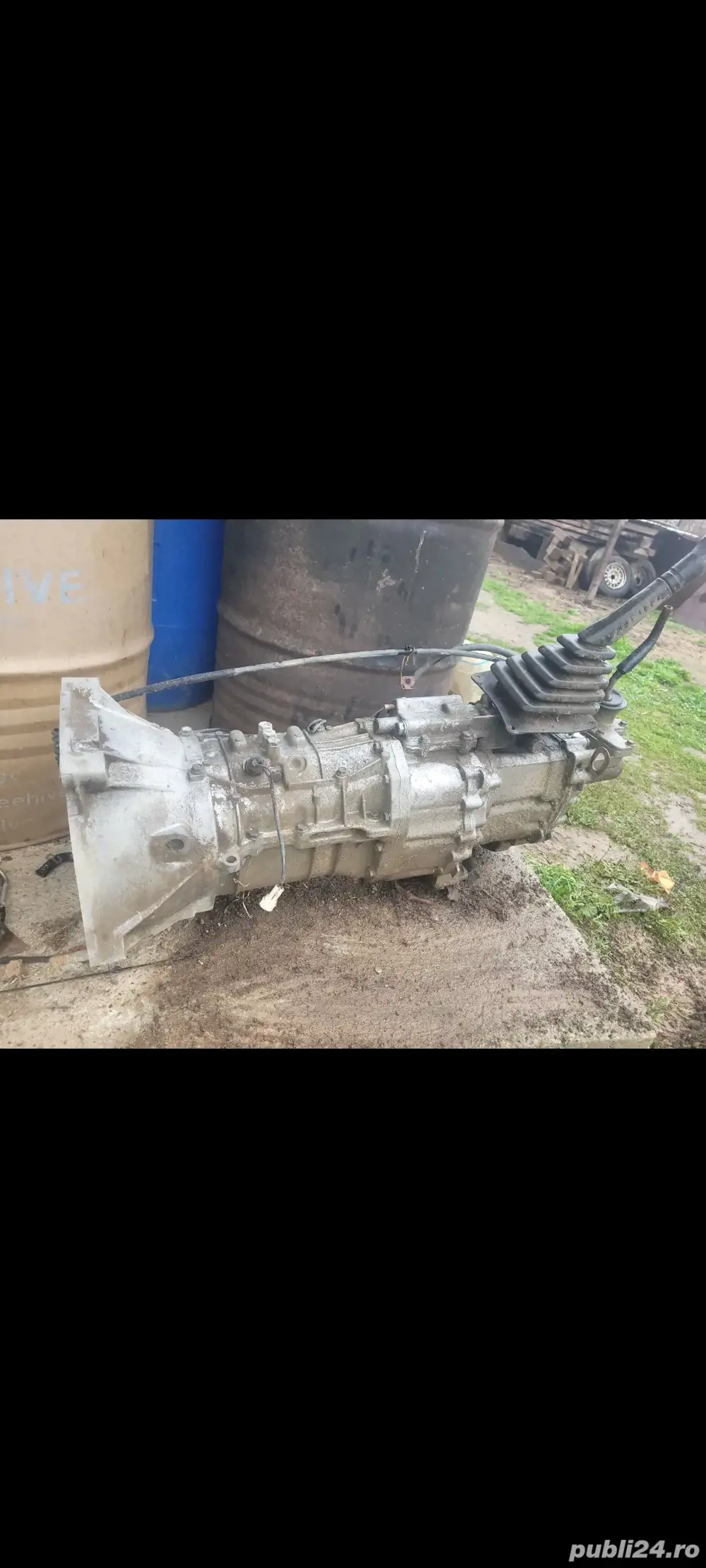 cutie cu tot cu reductor de Suzuchi Vitara an 1997