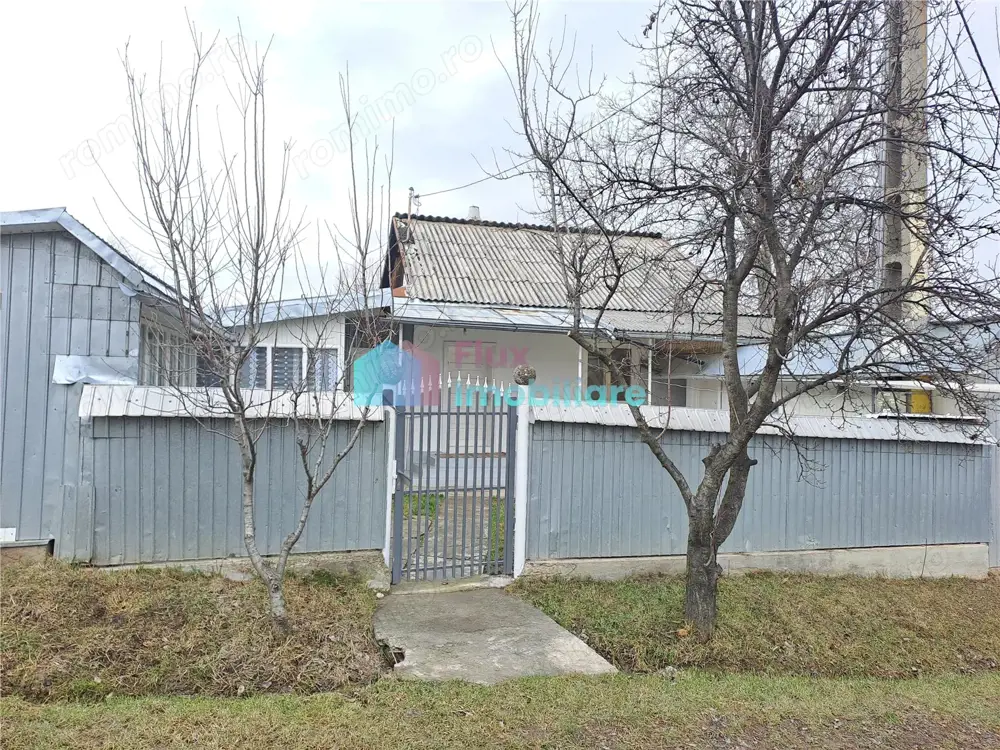 Casa cu 400 mp teren Bosanci