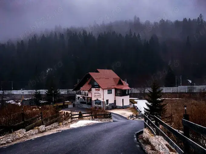 Camerista - Pensiunea Casa Ardeleana Predeal