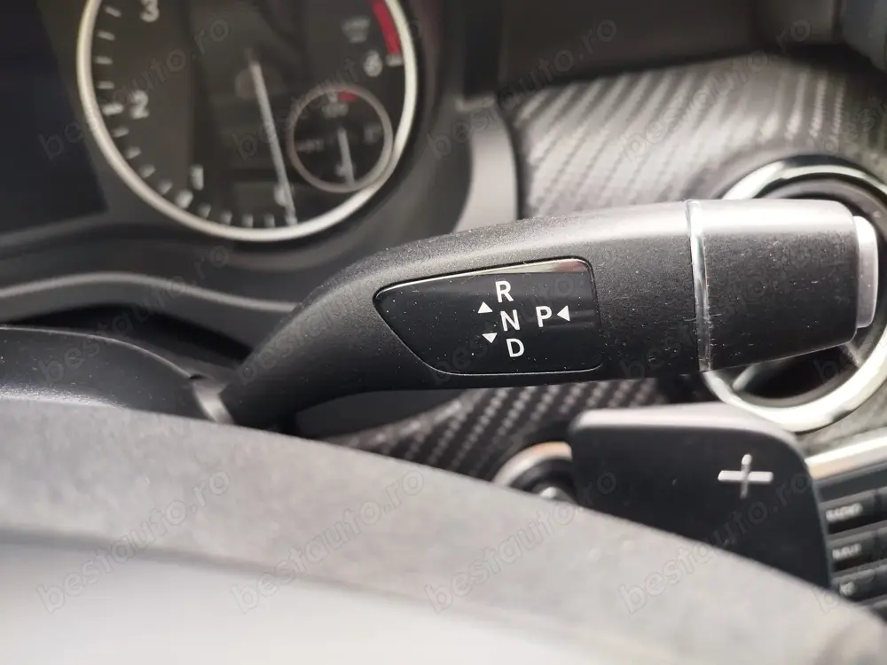 Mercedes GLA -automat-euro 6-navi,padele,parktronic-ACCEPT VARIANTE