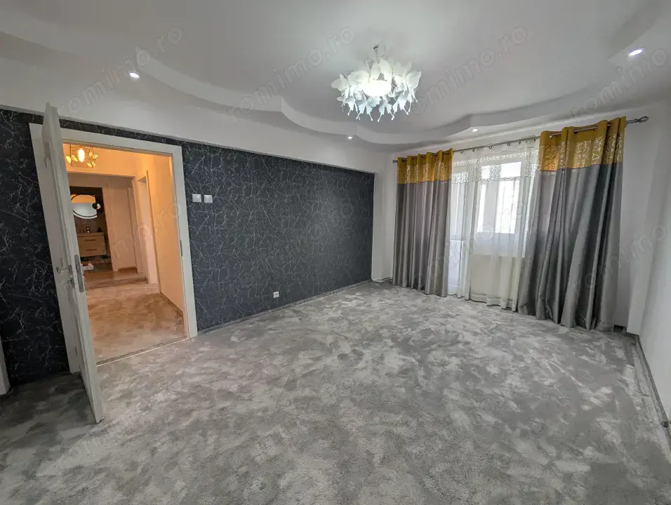 Renovat, 2 camere decomandate - 64 mp , etaj intermediar, Nord