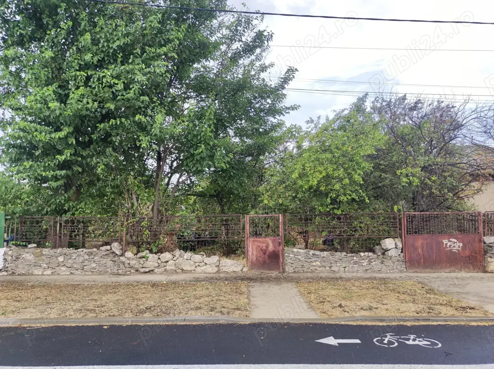 Teren intravilan Corbu 1.157 mp, front stradal 14 m, strada principală