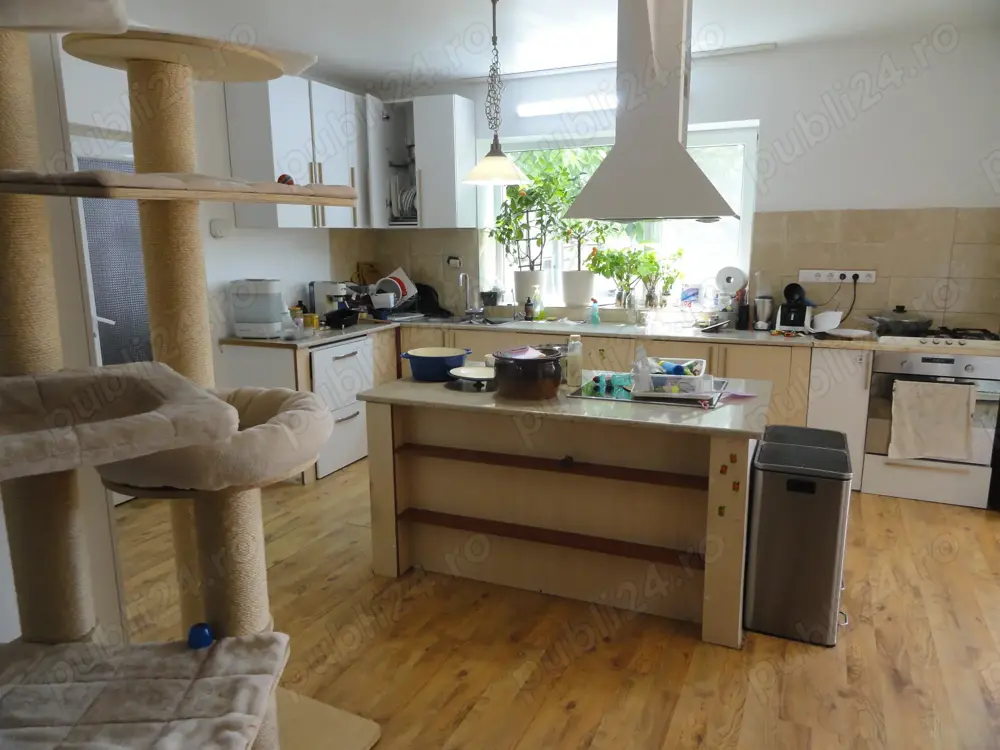 Vila P+M, locatie excelenta, in zona Poltura