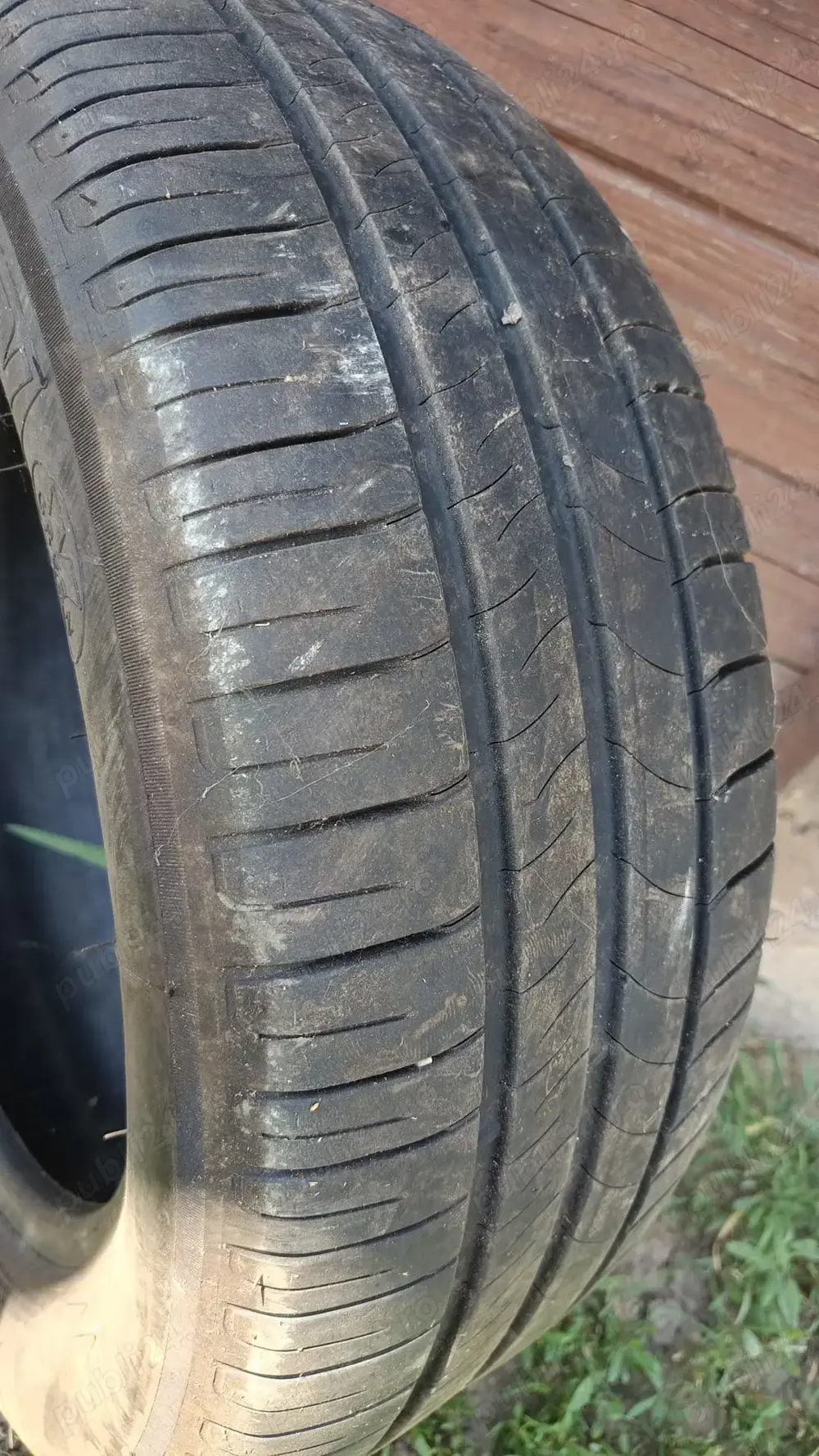 Vând cauciucuri Michelin 