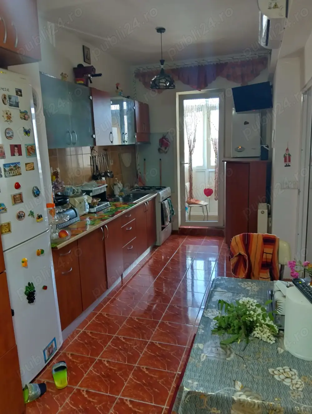 Vand apartament negociabil
