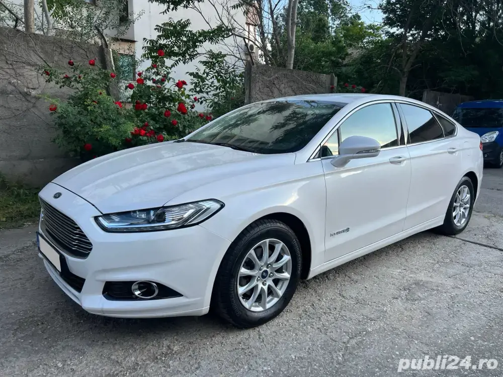 Ford Mondeo HYBRID automat 2.0i 187cp 2019 TVA Deductibil