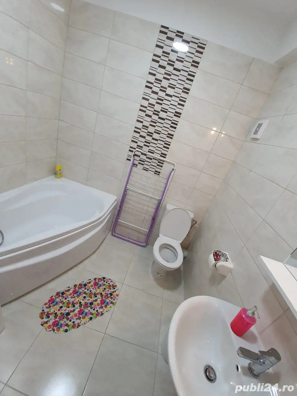 inchiriez apartamant regim hotelier 