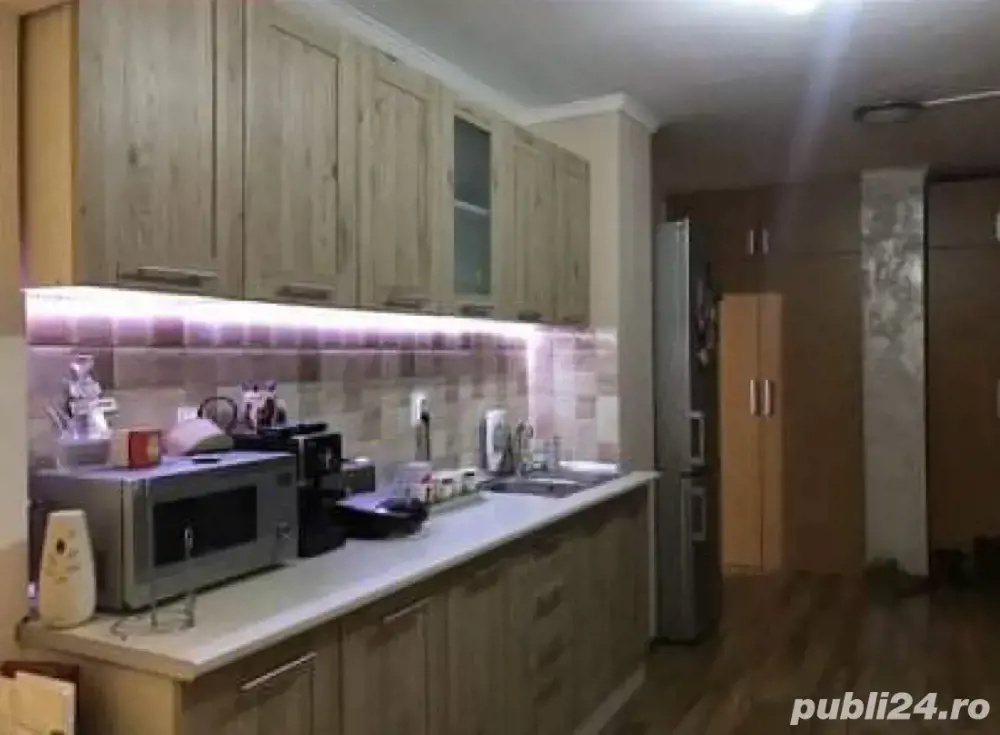 Vand apartament Pb mare 