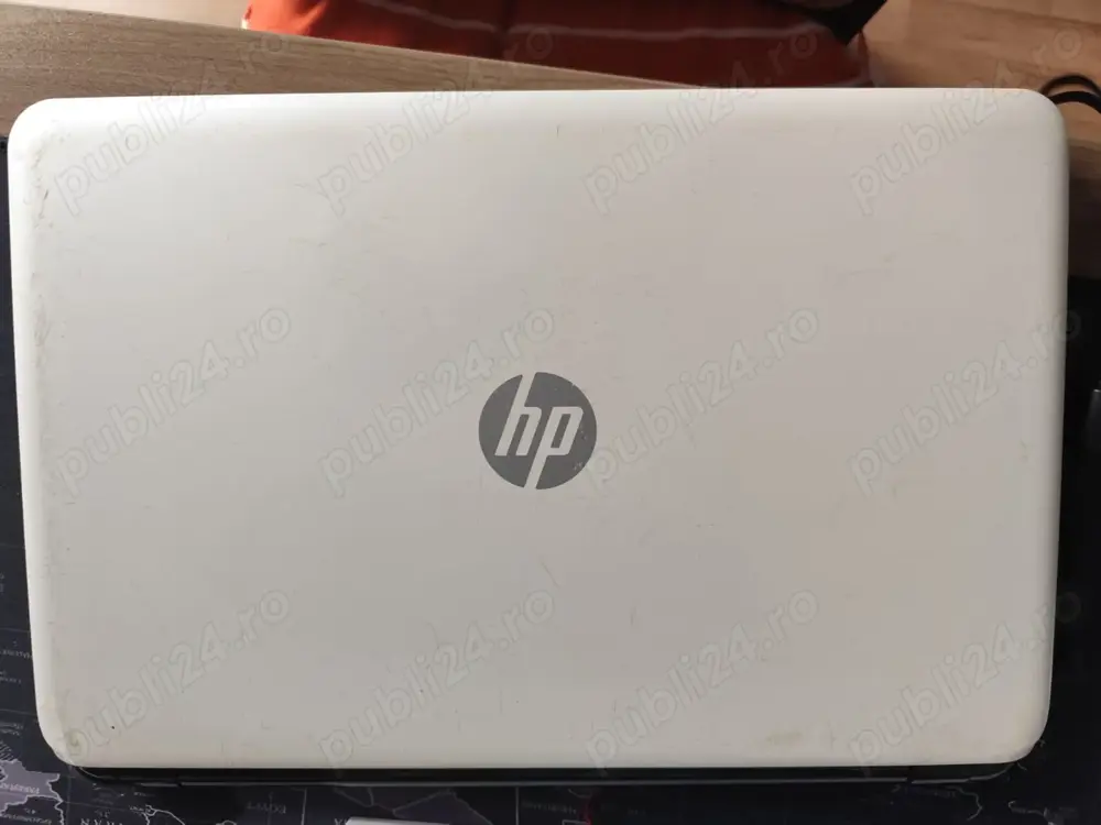 Laptop HP 15-R030SQ pentru PIESE