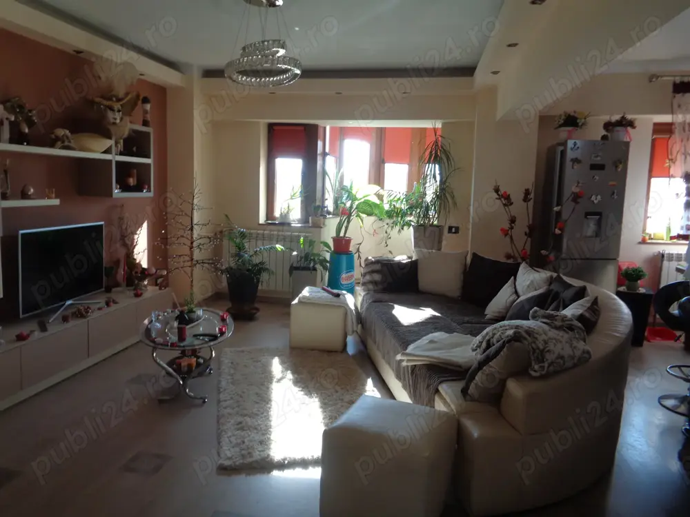 Apartament 2 camere la cheie, etaj 3 Piata Spitalului - aproape de Spitalul Judetean