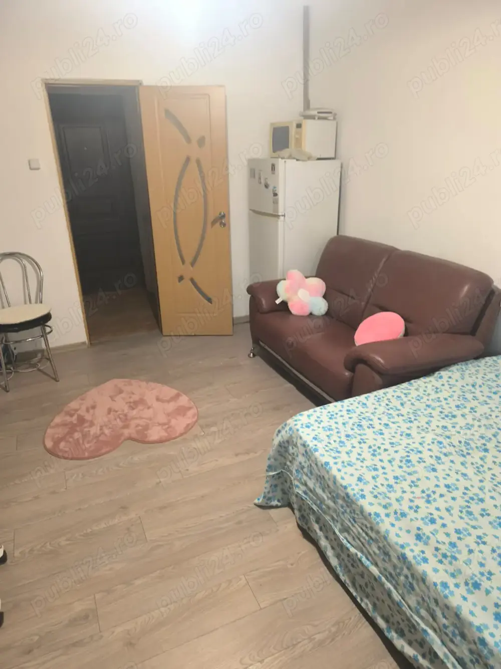 Vând garsoniera Navodari 