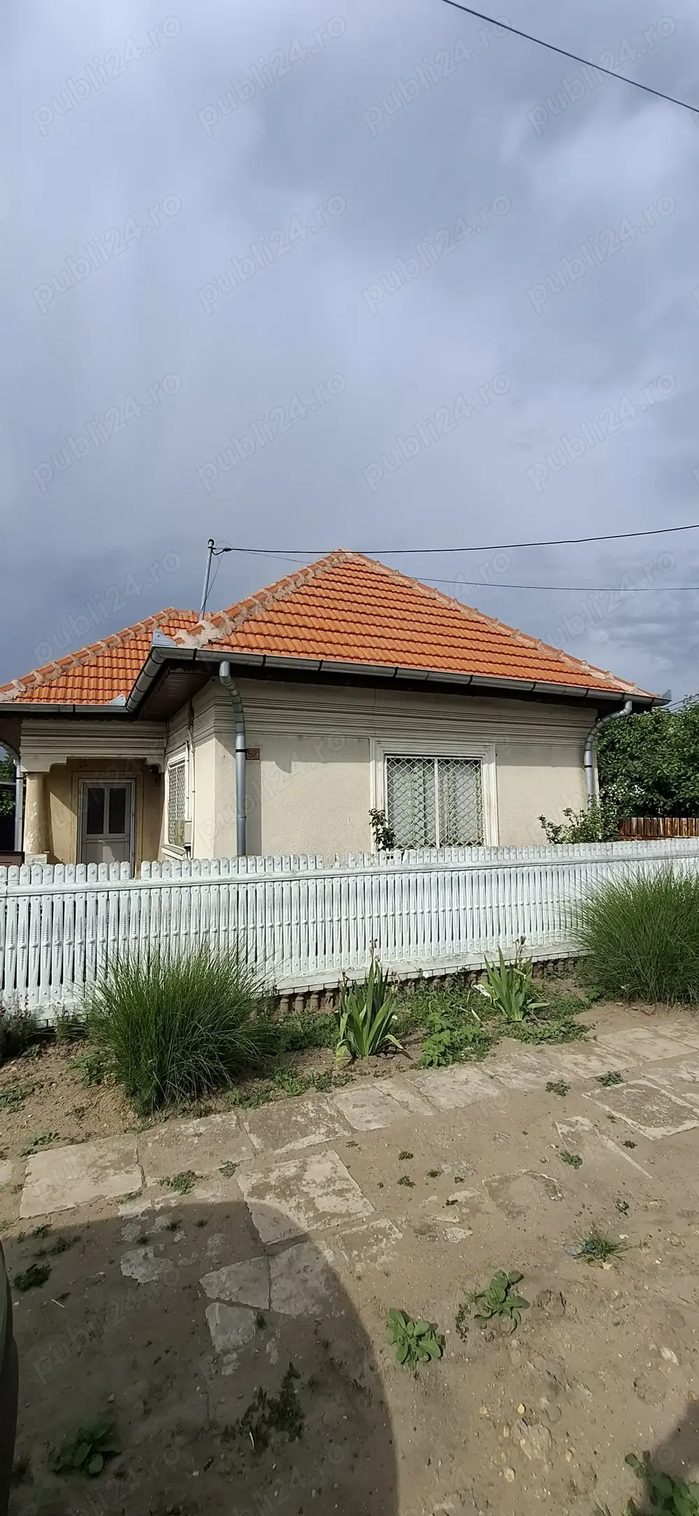 Casă de vânzare  Casă de vânzare