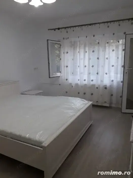 Inchiriez apartament cu 1 camera in zona Buziasului 