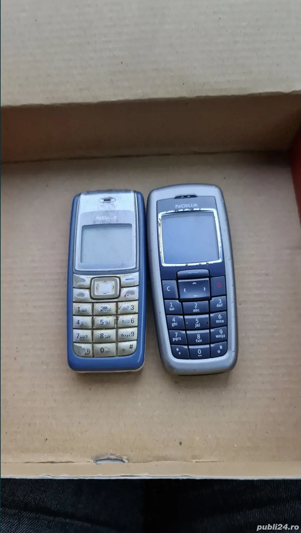 Telefoane vechi cu taste